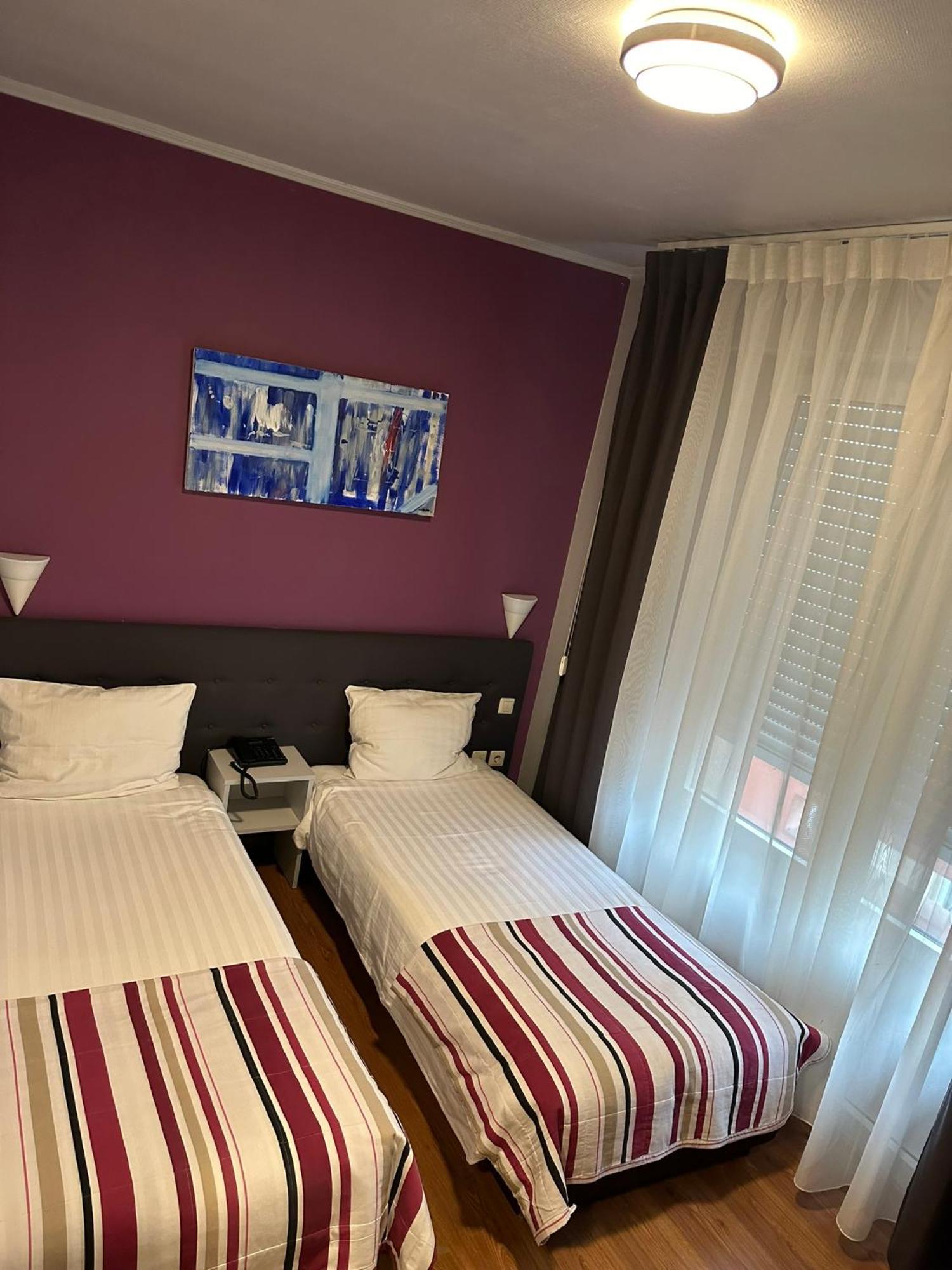 Yasha Hotel Luxemburg Exterior foto